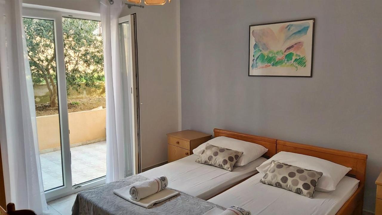 Apartments Mandalinic Omis Exterior photo