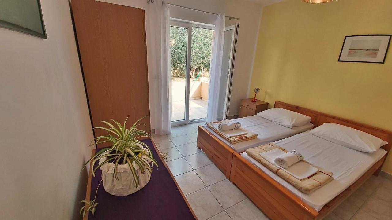 Apartments Mandalinic Omis Exterior photo